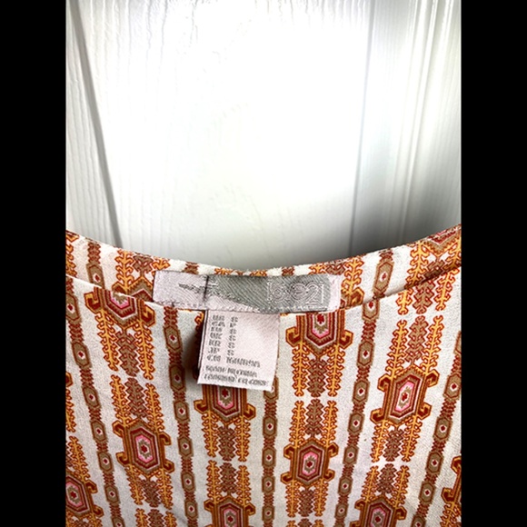 FOREVER 21--TRIBAL PRINT WATERFALL TOP - Picture 4 of 4